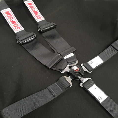Hans belt clearance